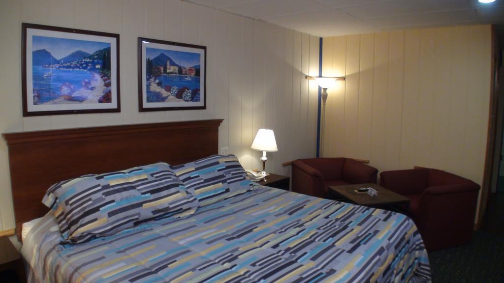 Motel 72 Grayling Luaran gambar