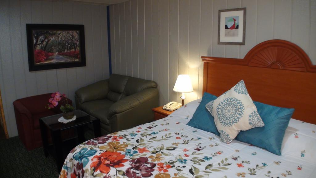 Motel 72 Grayling Luaran gambar